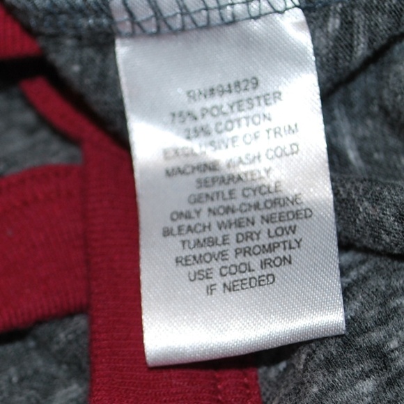 Derek Heart Halter Tank - Picture 4 of 4